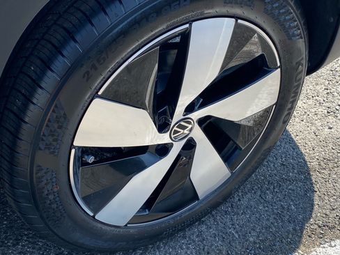 Used 2024 Volkswagen Taos S AWD/4WD image 22