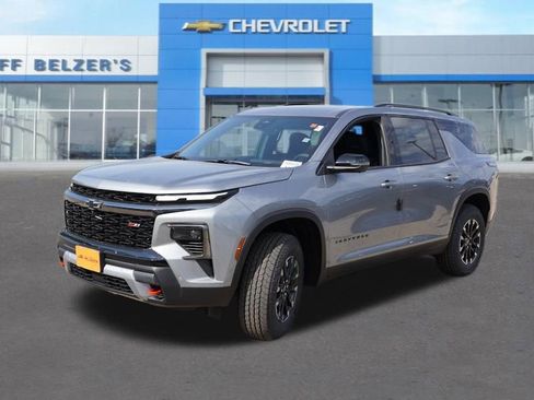 New 2026 Chevrolet Traverse Z71 w/ Enhanced Driving Package image 7