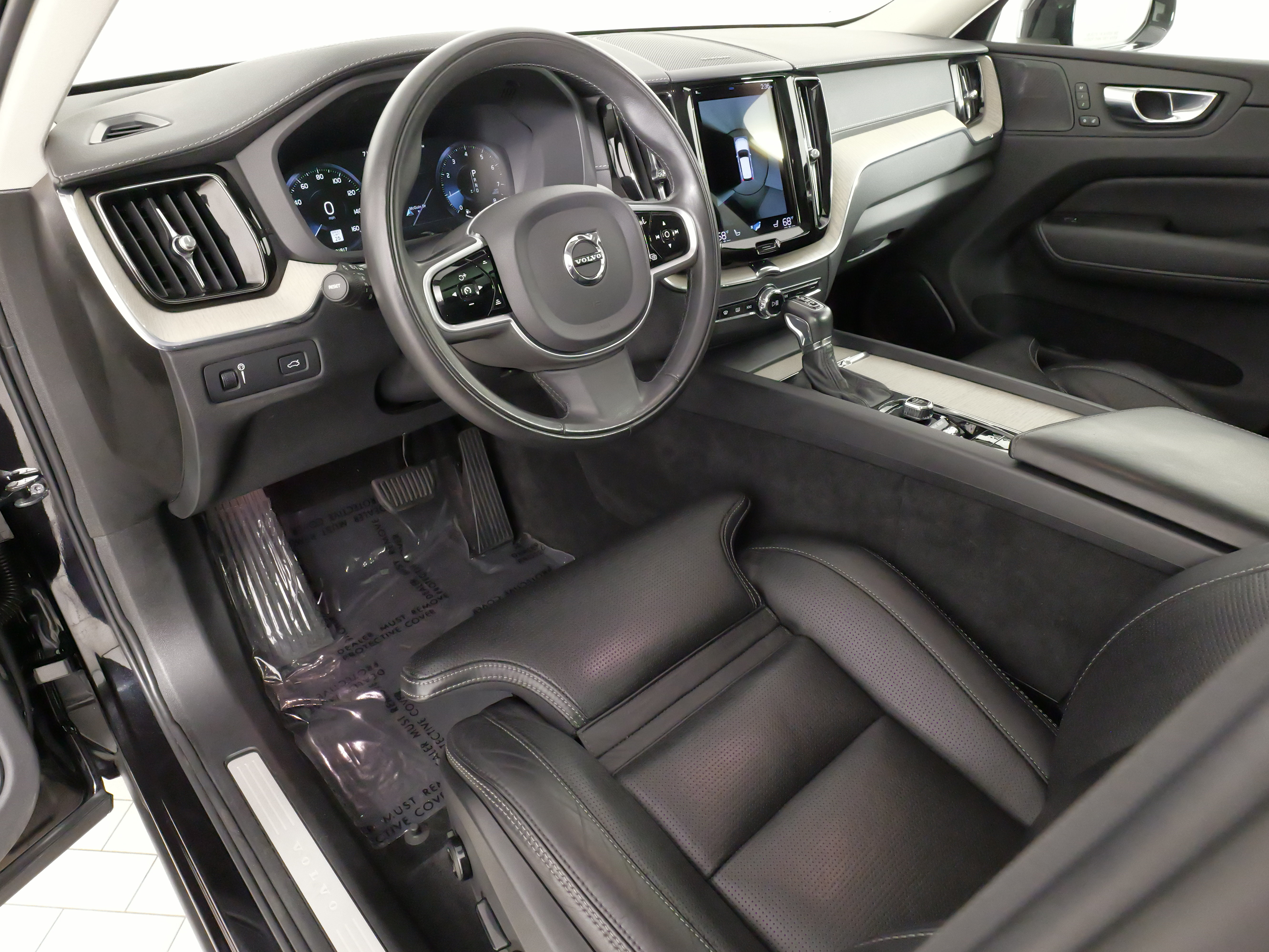 Used 2021 Volvo XC60 T6 Inscription w/ Advanced Package AWD/4WD image 28
