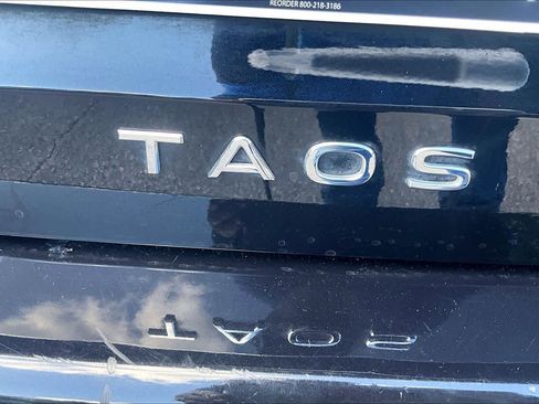 Used 2024 Volkswagen Taos S FWD image 10