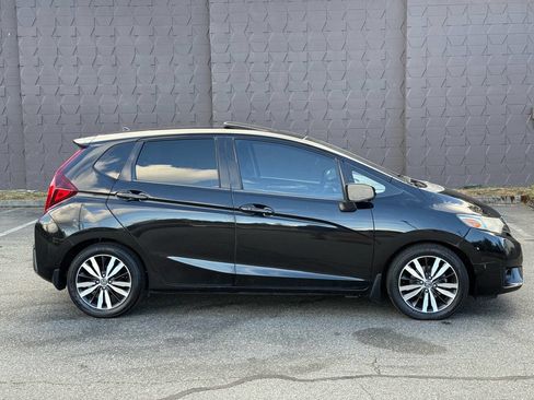Used 2016 Honda Fit EX image 4