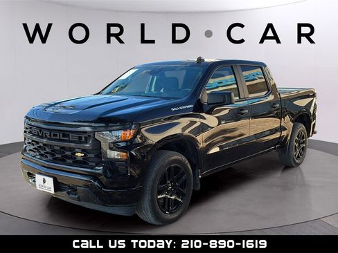 Used 2022 Chevrolet Silverado 1500 Custom image 10