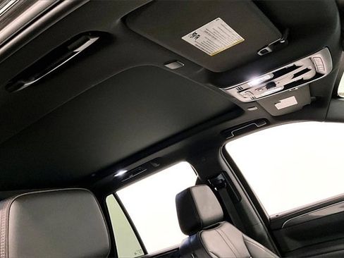 Used 2024 Chevrolet Tahoe RST image 18