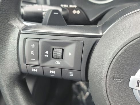 Used 2021 Nissan Rogue S AWD/4WD image 31