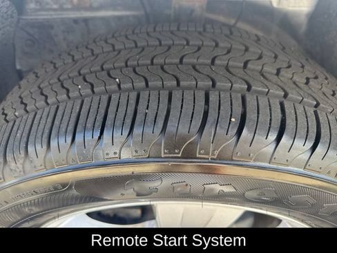 Used 2017 Jeep Compass Latitude AWD/4WD image 11