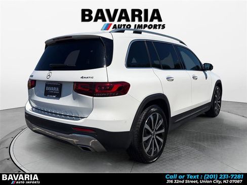 Used 2023 Mercedes-Benz GLB 250 4MATIC image 5