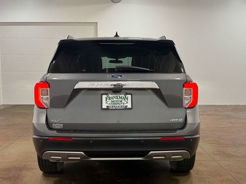 Used 2023 Ford Explorer XLT AWD/4WD image 25
