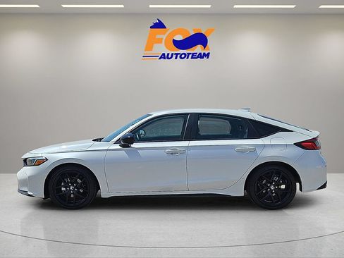 Used 2026 Honda Civic Sport image 2