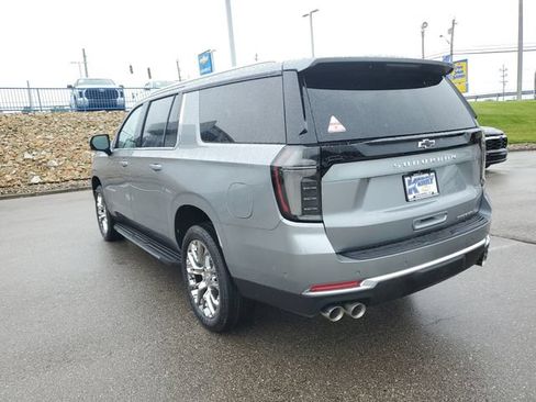 New 2026 Chevrolet Suburban Premier w/ Sun And Tow Package AWD/4WD image 3