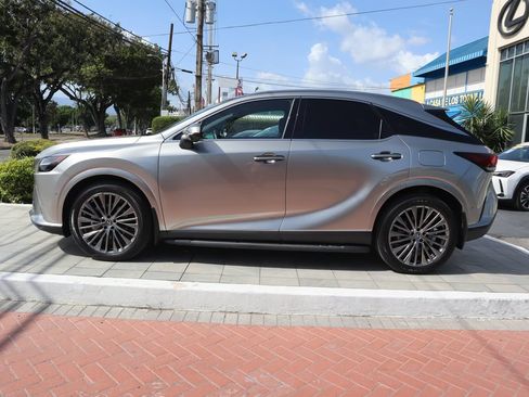 Used 2024 Lexus RX 450h AWD w/ Luxury Package image 8