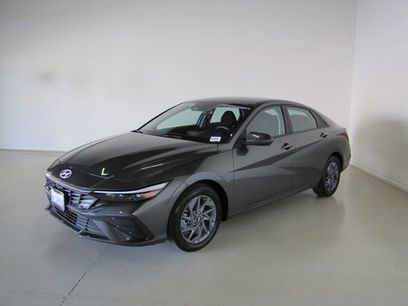 Used 2024 Hyundai Elantra SEL