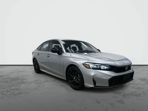 Used 2025 Honda Civic Sport image 6