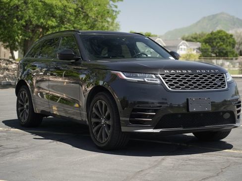 Used 2019 Land Rover Range Rover Velar R-Dynamic SE AWD/4WD image 7