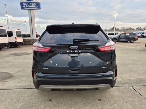Certified 2024 Ford Edge SEL image 7