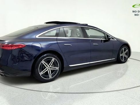 Used 2023 Mercedes-Benz EQS 580 4MATIC Sedan image 9