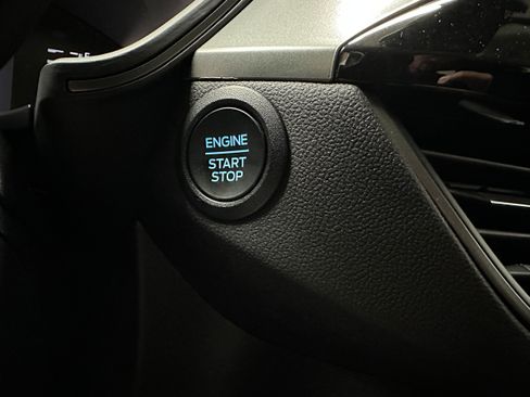 Certified 2024 Ford Escape Active image 17