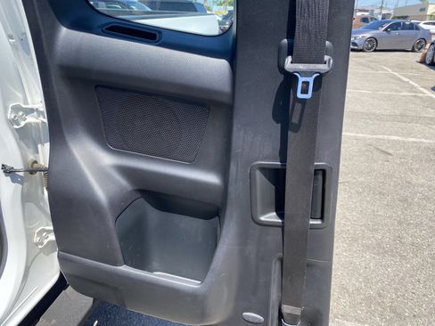 Used 2016 Toyota Tacoma SR RWD image 19