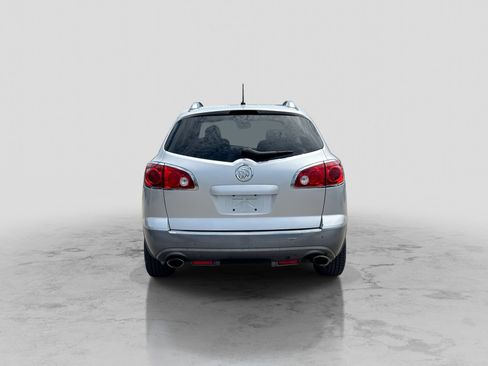 Used 2010 Buick Enclave CX FWD image 5