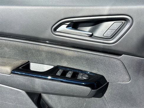 Certified 2024 Honda Prologue EX image 21