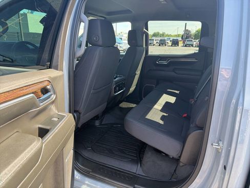 Used 2024 GMC Sierra 1500 Elevation w/ LPO, Elevation Black Package AWD/4WD image 13