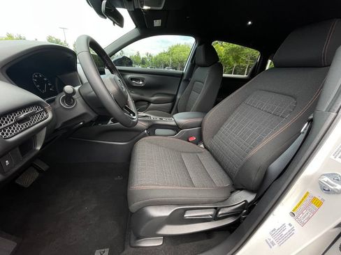 Certified 2026 Honda HR-V Sport image 26