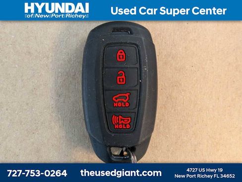 Used 2020 Hyundai Santa Fe SEL w/ Convenience Package image 38