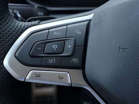 New 2026 Volkswagen Jetta GLI Autobahn FWD image 19