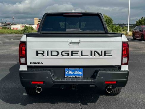 New 2026 Honda Ridgeline Black Edition image 7
