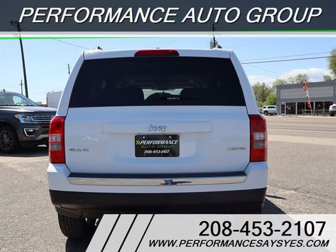Used 2014 Jeep Patriot Limited w/ Sun/Sound Group AWD/4WD image 4