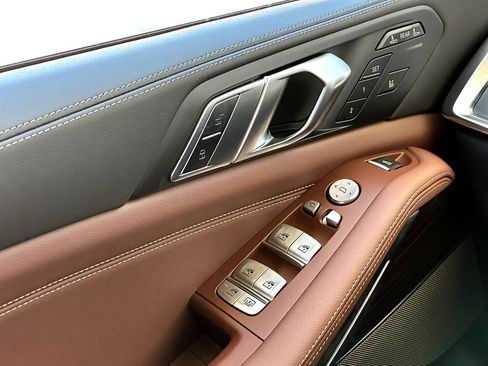 New 2026 BMW X7 xDrive40i image 19
