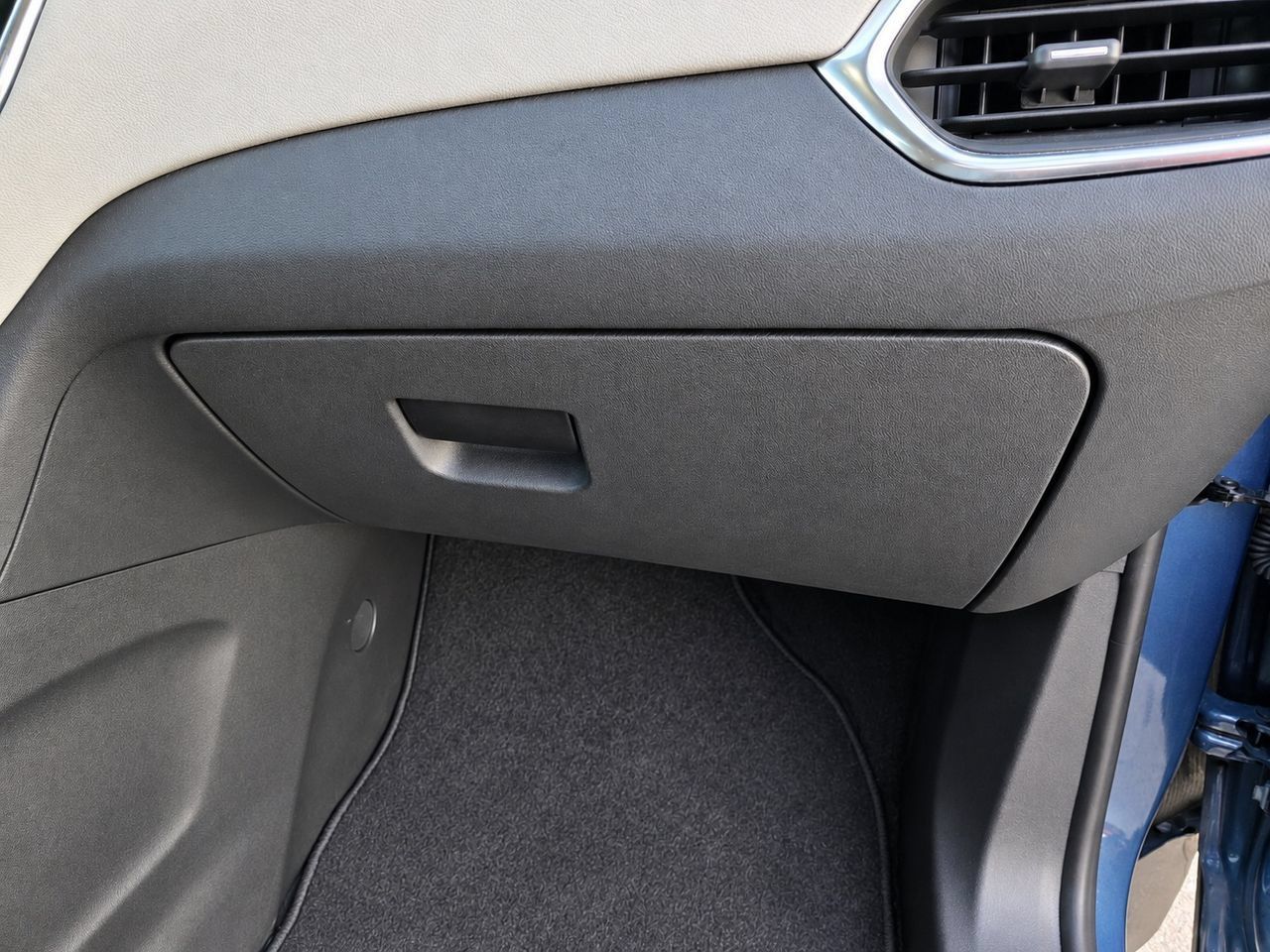 Certified 2024 Chevrolet Equinox LS w/ LS Convenience Package FWD image 29