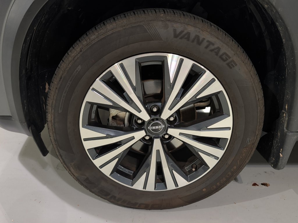 Used 2023 Nissan Rogue SV w/ SV Premium B Package AWD/4WD image 9