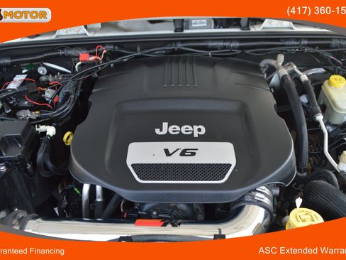 Used 2017 Jeep Wrangler Unlimited Sport AWD/4WD image 27