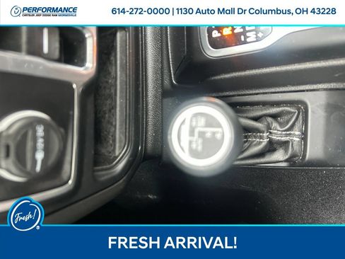 Used 2021 Jeep Wrangler Unlimited Sahara w/ Uconnect 4C Nav & Sound Group AWD/4WD image 25