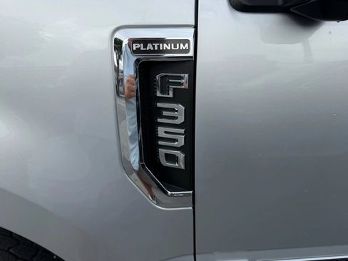 Used 2017 Ford F350 Platinum w/ Platinum Ultimate Package image 17