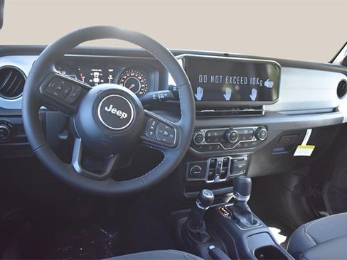 New 2025 Jeep Gladiator Sport image 13