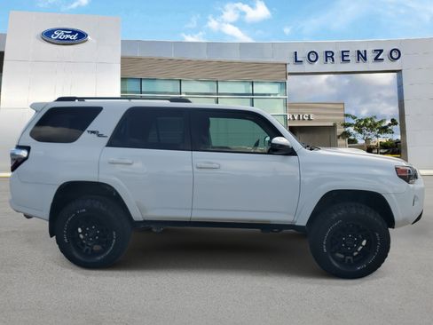 Used 2019 Toyota 4Runner TRD Off-Road image 4