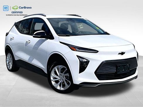 Certified 2023 Chevrolet Bolt EUV LT w/ Driver Confidence Package image 1