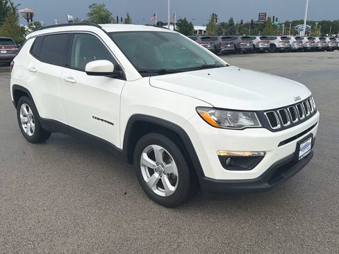 Used 2018 Jeep Compass Latitude w/ Popular Equipment Group FWD image 1