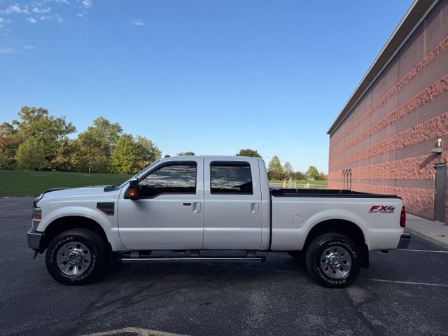 Used 2010 Ford F350 4x4 Crew Cab Super Duty image 4
