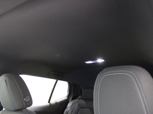 New 2026 Chevrolet Equinox EV LT image 28