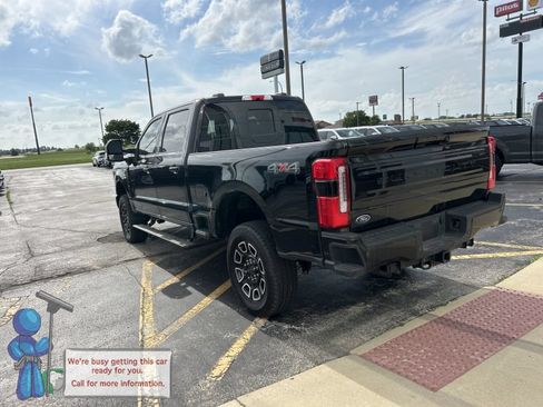 Used 2026 Ford F250 Platinum AWD/4WD image 3