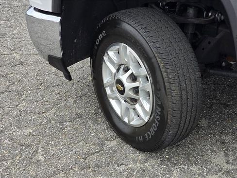 Used 2025 Chevrolet Silverado 2500 LT w/ All Star Edition image 27