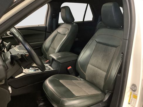 Certified 2022 Ford Explorer Timberline AWD/4WD image 9