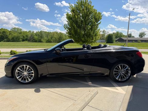 Used 2013 INFINITI G37 Convertible w/ Premium Pkg RWD image 13