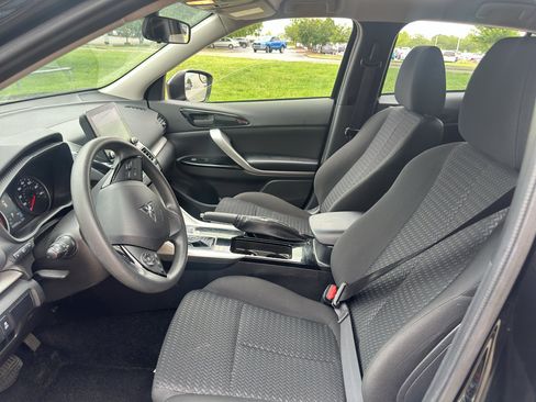 Used 2024 Mitsubishi Eclipse Cross LE AWD/4WD image 18