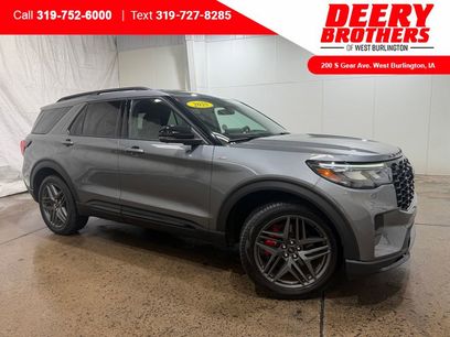 Used 2025 Ford Explorer ST-Line w/ ST-Line Street Pack