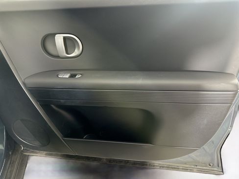 Used 2024 Hyundai Ioniq 5 SE RWD image 31