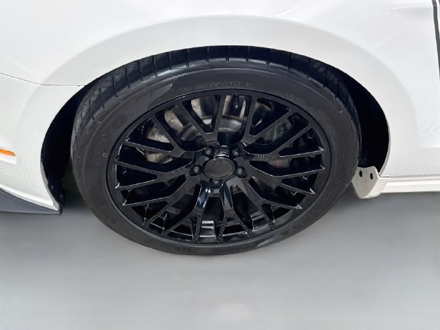 Used 2013 Ford Mustang Boss 302 w/ Boss 302 Accessory Pkg RWD image 27