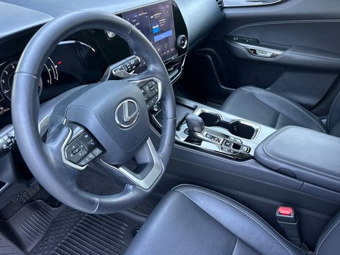 Certified 2022 Lexus NX 250 AWD image 7